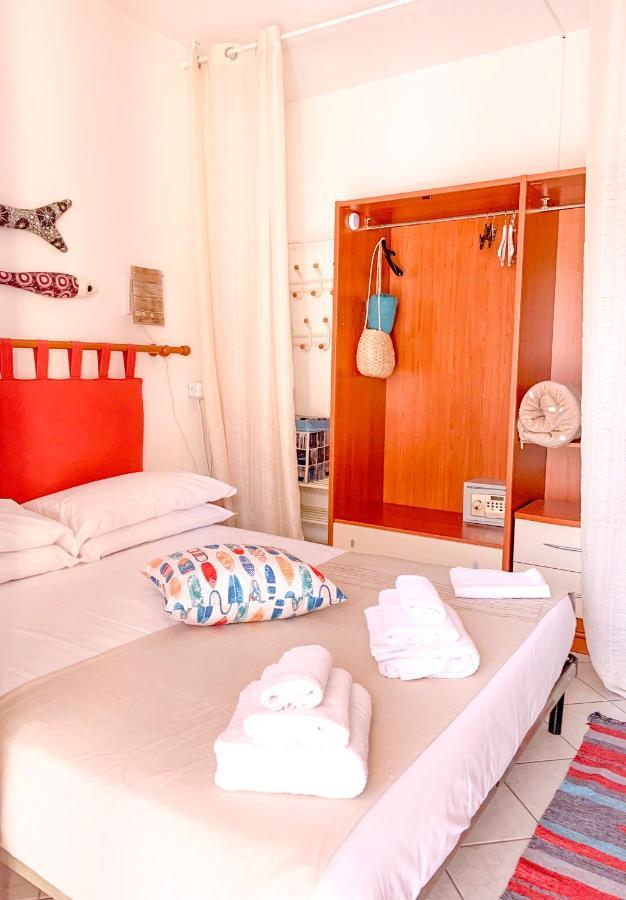 Casa Quasimodo, Con Patio E Giardino Privato Apartamento Olbia Exterior foto